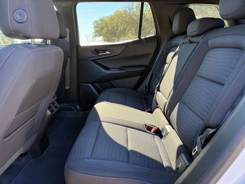 Used 2025 Chevrolet Equinox LT image 25