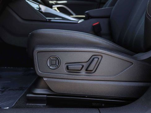 New 2026 Audi Q5 Premium AWD/4WD image 25