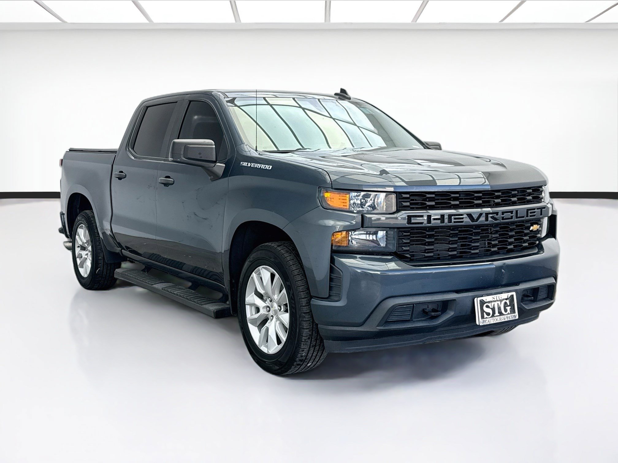 Used 2021 Chevrolet Silverado 1500 Custom RWD image 3