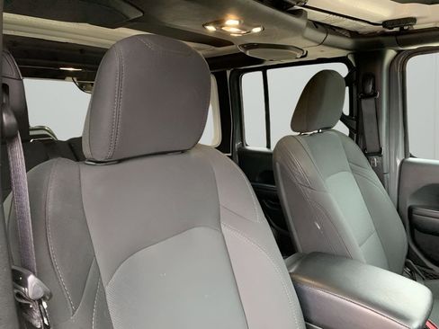 Used 2021 Jeep Wrangler Unlimited Sport image 18