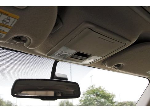 Used 2014 Ford Expedition Limited w/ Equipment Group 301A RWD image 21