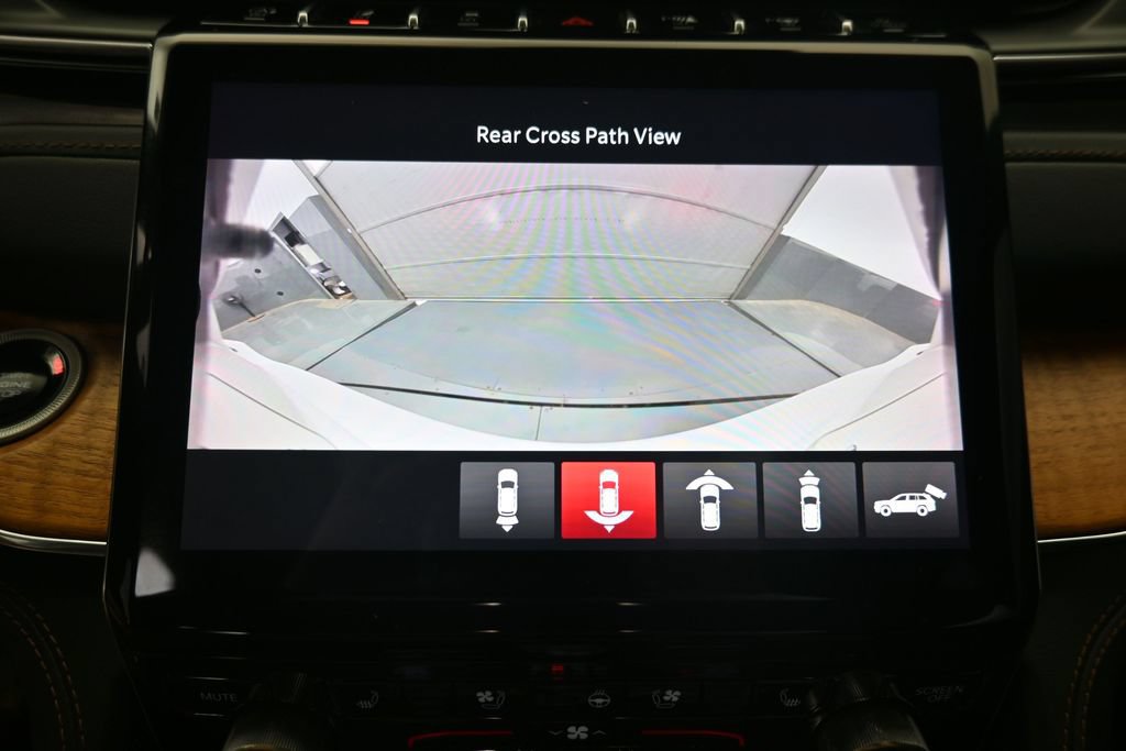 Used 2024 Jeep Grand Cherokee L Summit AWD/4WD image 20