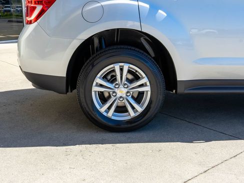Used 2016 Chevrolet Equinox LT w/ Convenience Package AWD/4WD image 30