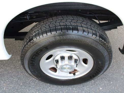 Used 2020 Chevrolet Express 2500 w/ Communications Package image 19