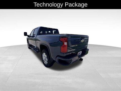 Used 2024 Chevrolet Silverado 2500 High Country w/ Technology Package AWD/4WD image 5