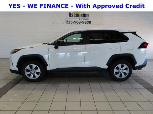 Used 2023 Toyota RAV4 LE image 3