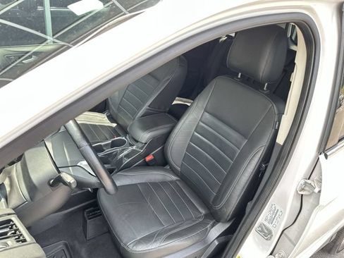 Used 2014 Ford Escape Titanium FWD image 12