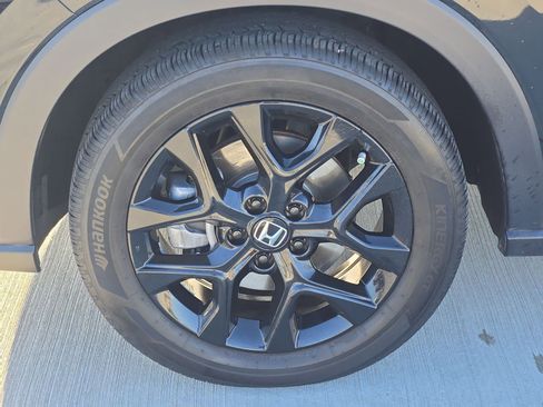 Used 2025 Honda HR-V Sport image 12