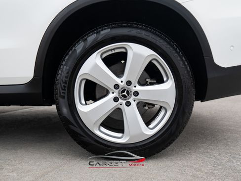 Used 2020 Mercedes-Benz GLC 300 4MATIC image 12