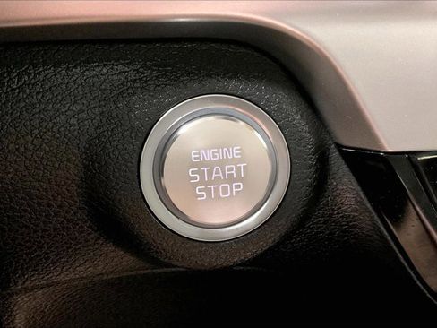 Used 2025 Kia Telluride S image 37