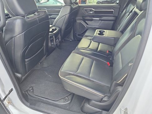 Used 2024 RAM 1500 Laramie image 30