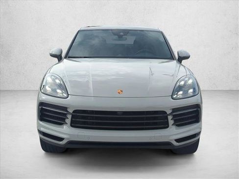 Used 2022 Porsche Cayenne Platinum Edition AWD/4WD image 2