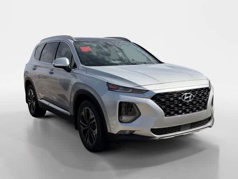 Used 2019 Hyundai Santa Fe AWD image 2