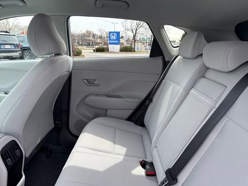 Certified 2025 Hyundai Kona SEL image 19