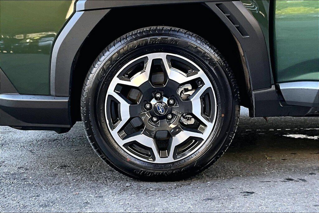 Certified 2026 Subaru Outback Touring AWD/4WD image 17