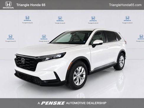 Used 2025 Honda CR-V LX image 1