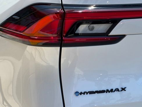 Certified 2026 Toyota Grand Highlander AWD Hybrid image 36