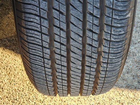 Used 2025 Chrysler Pacifica Select image 11