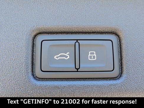 New 2025 Audi Q5 Prestige image 17