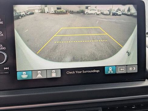 Used 2023 Honda Pilot EX-L image 13