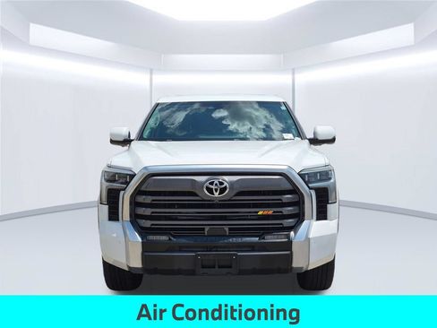 Used 2022 Toyota Tundra Limited AWD/4WD image 11