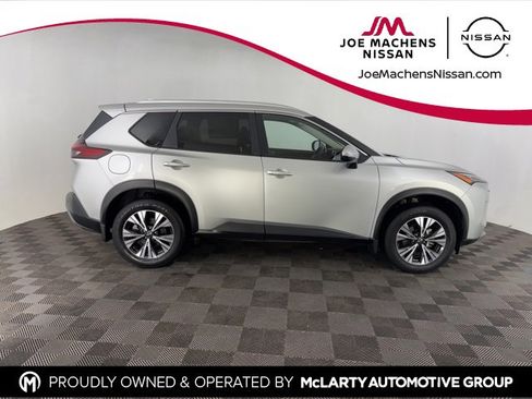 Certified 2023 Nissan Rogue SV w/ SV Premium Package image 4