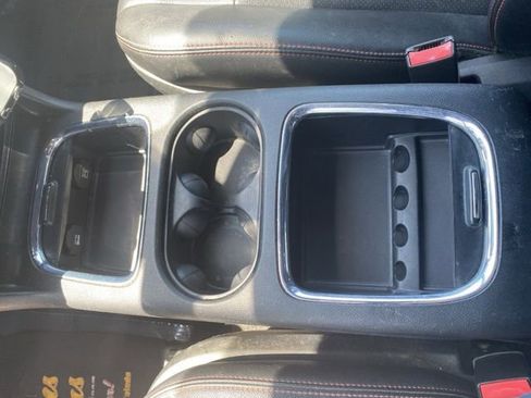 Used 2019 Dodge Grand Caravan GT FWD image 18