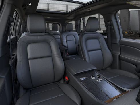 New 2026 Lincoln Aviator Reserve AWD/4WD image 10