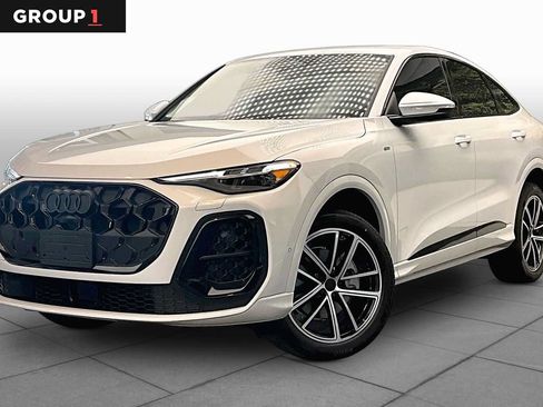 New 2026 Audi Q5 Premium Plus AWD/4WD image 1