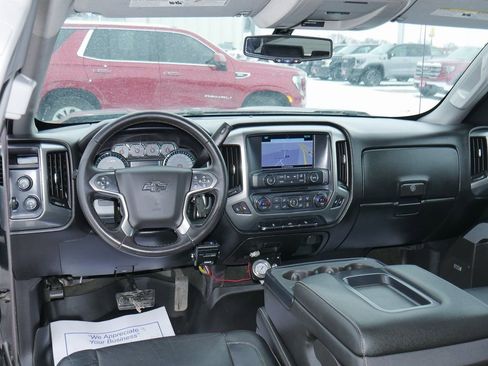 Used 2017 Chevrolet Silverado 1500 LT w/ All Star Edition image 39