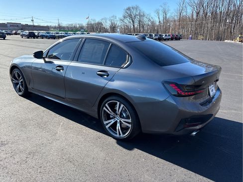 Used 2019 BMW 330i xDrive Sedan w/ Convenience Package image 5