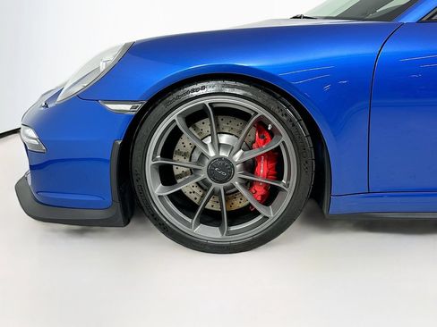 Used 2015 Porsche 911 GT3 RWD image 16
