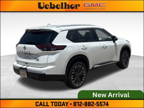 Used 2024 Nissan Rogue Platinum w/ Platinum Premium Package AWD/4WD image 4