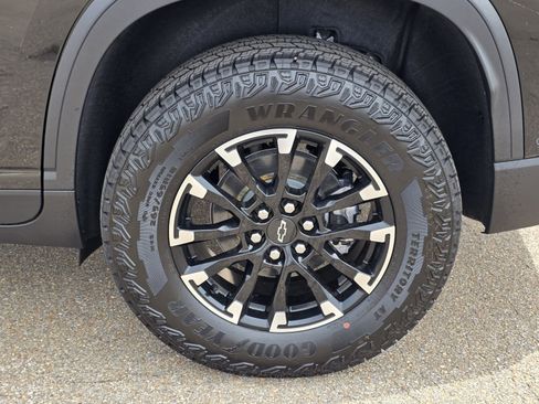 New 2026 Chevrolet Traverse Z71 w/ Enhanced Driving Package image 25