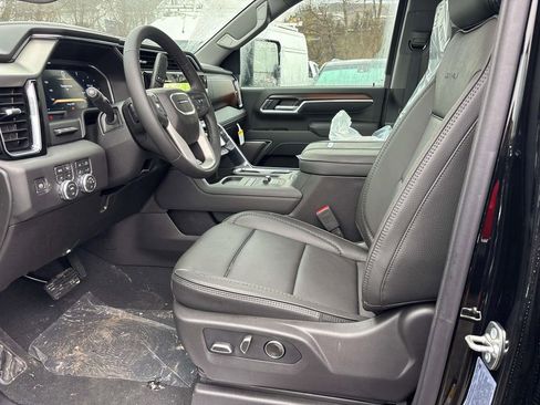 New 2026 GMC Sierra 3500 Denali w/ Denali Reserve Package image 9