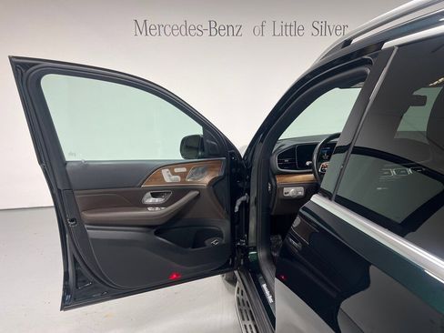 Used 2022 Mercedes-Benz GLE 350 4MATIC image 17