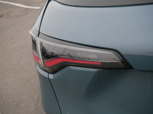 Used 2023 Honda HR-V LX image 16