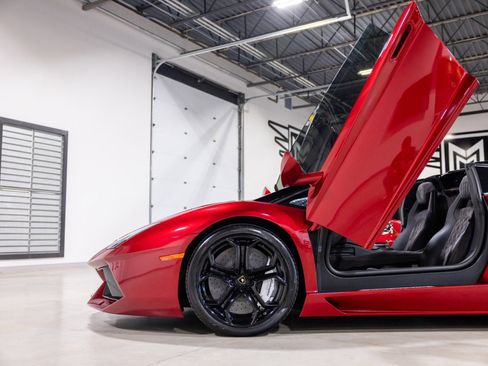 Used 2016 Lamborghini Aventador LP 700-4 AWD/4WD image 26