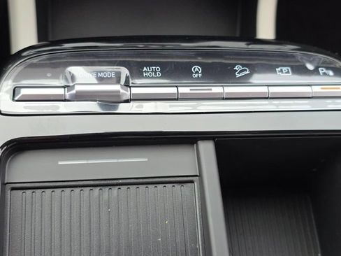New 2026 Hyundai Tucson Limited FWD image 11