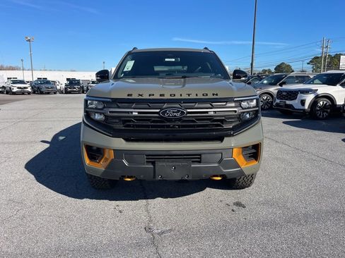 New 2025 Ford Expedition Tremor image 3