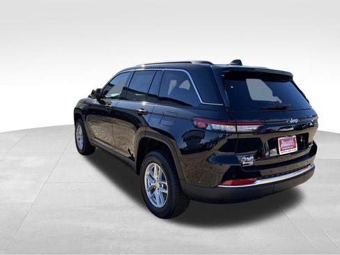 New 2025 Jeep Grand Cherokee image 3