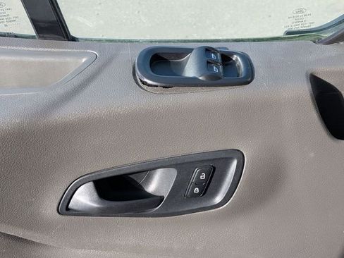 Used 2020 Ford Transit 150 Low Roof RWD image 15