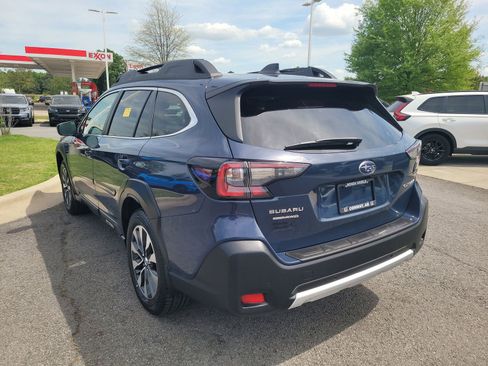 Used 2024 Subaru Outback Limited AWD/4WD image 5