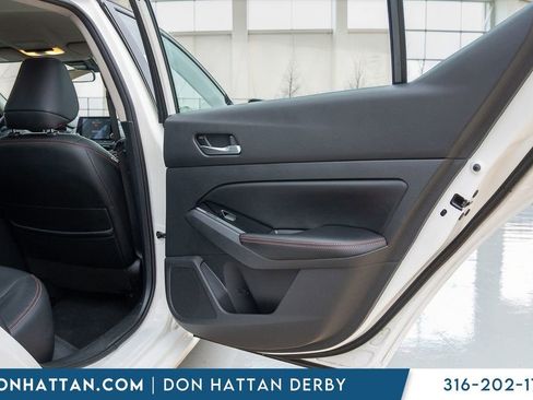 Used 2024 Nissan Altima 2.5 SR FWD image 20
