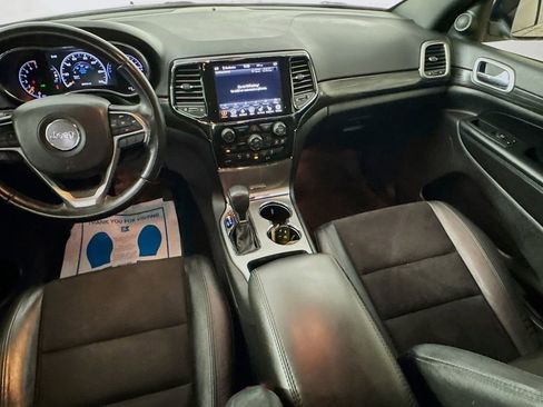 Used 2022 Jeep Grand Cherokee Laredo X RWD image 27