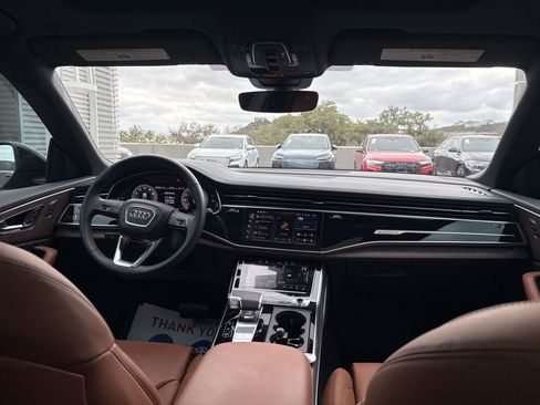 Used 2025 Audi Q8 Prestige image 19