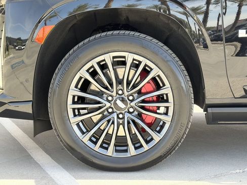 Certified 2024 Cadillac Escalade V AWD/4WD image 10