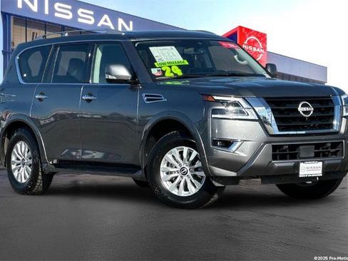 Certified 2024 Nissan Armada SV image 1