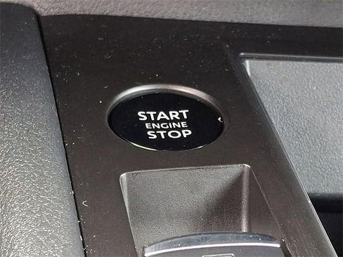 Used 2025 Nissan Kicks S image 22