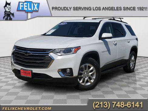 Used 2021 Chevrolet Traverse LT image 1
